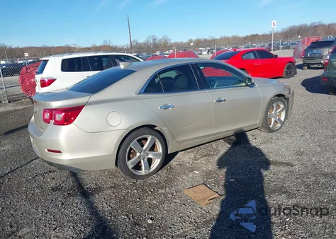 2015 Chevrolet Malibu 2Lz z USA, uszkodzony, nr VIN 1G11G5SX4FF236205